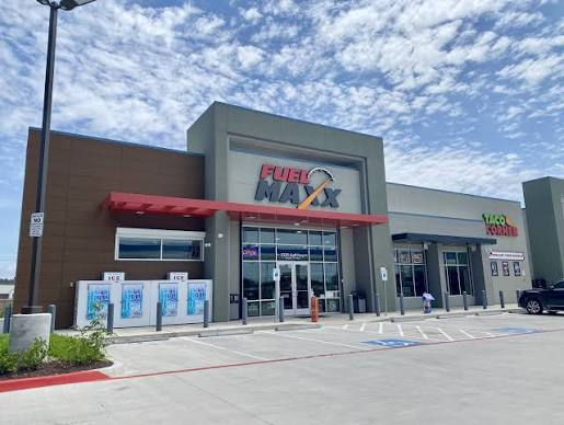 Modern Fuel Maxx exterior with ice boxes